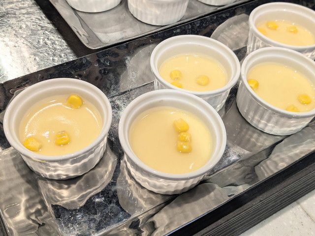 とうもろこしの冷製玉地蒸し