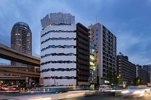 【東京都港区】マックスプランが自社ビル屋上で採れた天然はちみつを「麻布十番納涼まつり」で販売