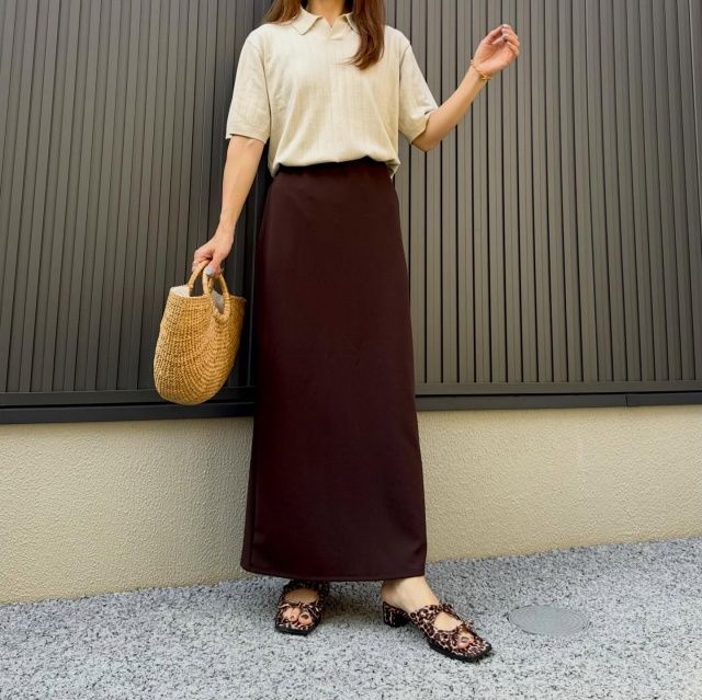 UNIQLO「クレープジャージーナロースカート」