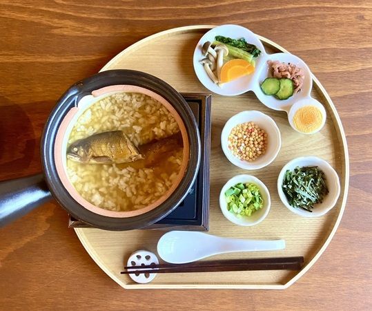 【岐阜県岐阜市】出汁茶漬け専門店「りおん」に、岐阜ならではの食文化を取り入れた新メニューが登場