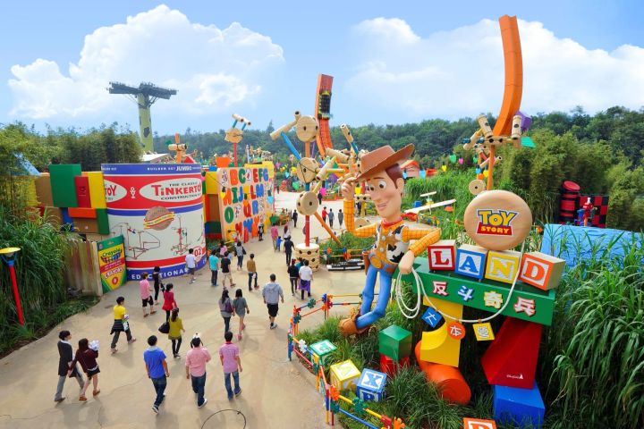 香港ディズニーランド・リゾート トイ・ストーリーランドのコンセプトアート