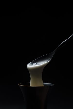 【大阪府大阪市】求肥を使った日本料理人監修の「のびるプリン」求肥屋の店舗とオンラインで販売