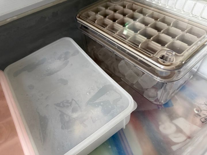 冷凍室のスライド引き出しにも置けた