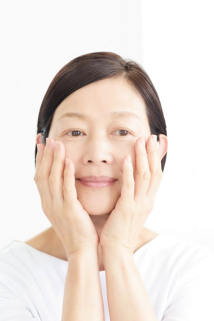 ヨレ防止テク【2】スキンケアがなじんだのを確認してから次のステップへ