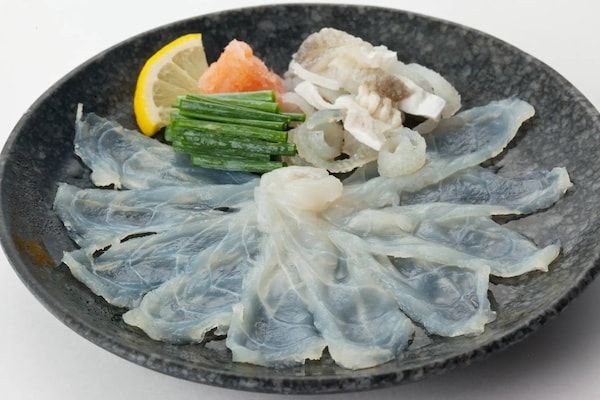 【福岡県北九州市】「門司港レトロ 渦寿司-UZU-」オープン！職人が握る本格寿司を手頃な価格で提供