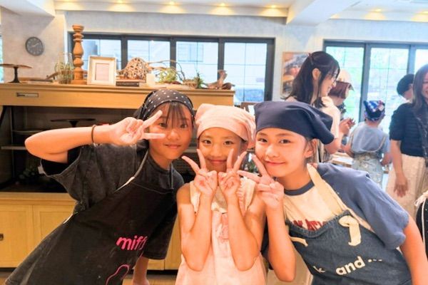 【兵庫県尼崎市】ベーカリーカフェ「TERRAS」で小学生以上を対象にしたこどもパン教室を実施