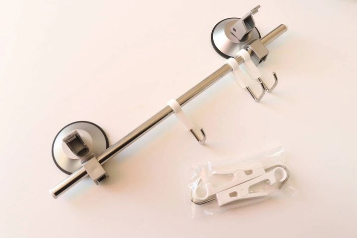 ステンレス製の5連クリップとフックのセット内容