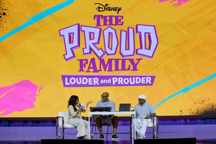 「The Proud Family: Louder & Prouder - Sketch Studio」のステージ