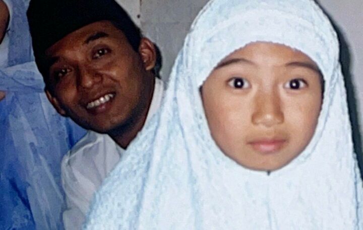【写真・画像】32歳・美人広報「実はインドネシアの王族一族」出自を告白 1枚目