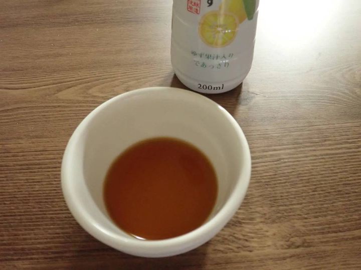DAISO(ダイソー)：伊賀越 だし入りぶっかけポン酢 200ml