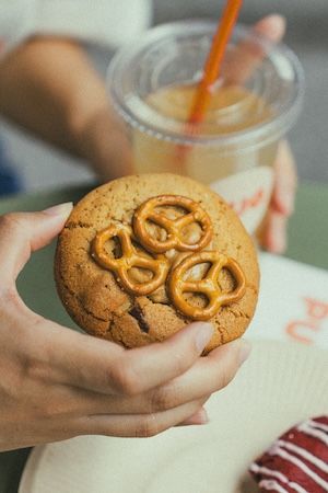 アメリカンクッキーPUG、新作「ボールド ボストンクッキー」と夏季限定クッキーを発売