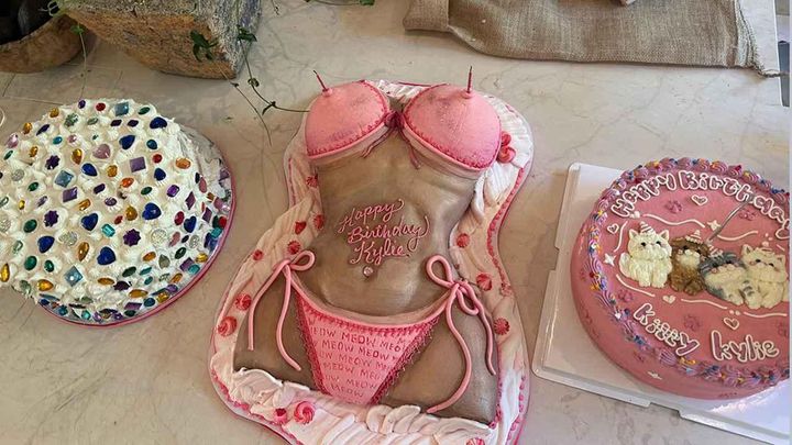 画像: 誕生日ケーキまで規格外！