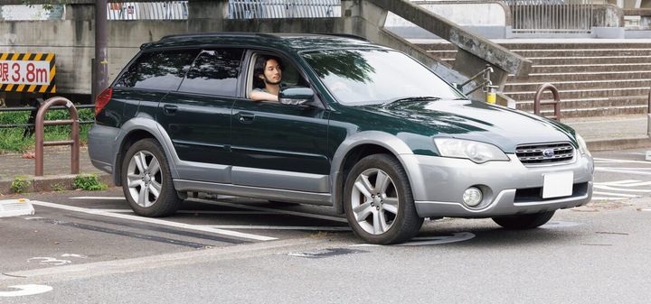 ビデオグラファー、モデル、ミュージシャン 黒澤怜慈さんの愛車 SUBARU LEGACY OUTBACK 2.5i L.L.Bean EDITION［スバルレガシィ アウトバック L.L.Beanエディション］