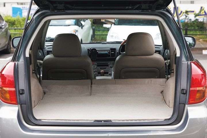 ビデオグラファー、モデル、ミュージシャン 黒澤怜慈さんの愛車 SUBARU LEGACY OUTBACK 2.5i L.L.Bean EDITION［スバルレガシィ アウトバック L.L.Beanエディション］