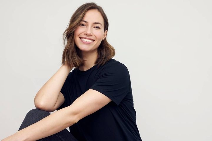 女性