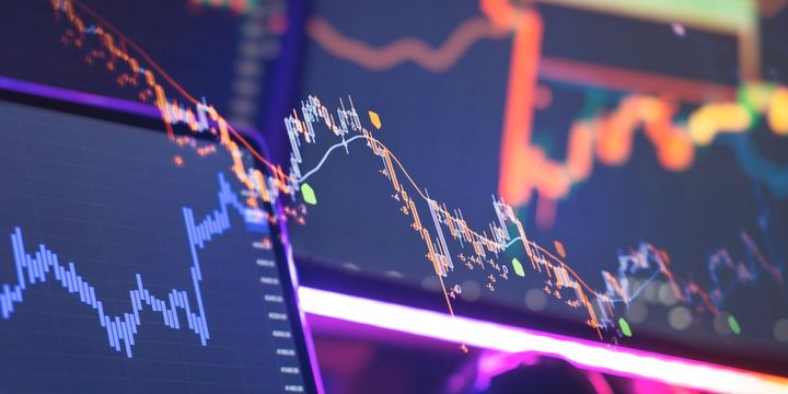 退職金500万を投じて痛恨のミス……世帯年収300万・68歳男性が勧誘されるがままに招いた老後資金の目減り