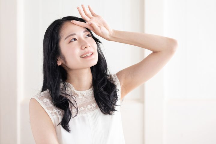 SPF31・PA+++で紫外線対策も。14種類の美容保湿成分を配合