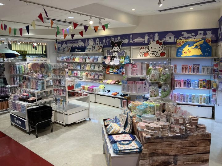 博品館 銀座本店「スケーター期間限定ショップ」の店内