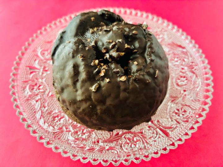 「ザクザク感もよかった！」「濃厚で美味しかった！」【ローソン】カカオ香るショコラクッキーシュー