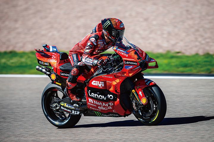 MotoGPを支えるオーリンズの実力とは？ 世界最高峰が選ぶサスペンションの秘密に迫る