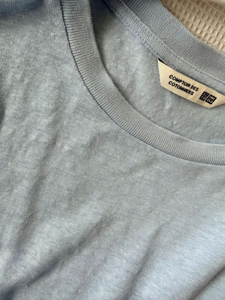 UNIQLO（ユニクロ）とCOMPTOIR DESCOTONNIERS（コントワー・デ・コト二エ）のコラボTシャツ