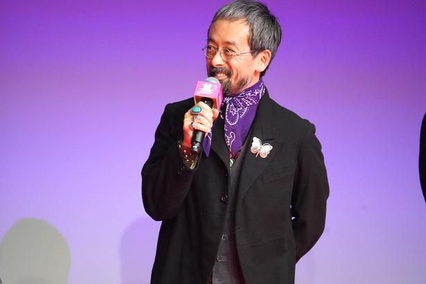 田治見家の先代とその長男役を演じる滝藤賢一