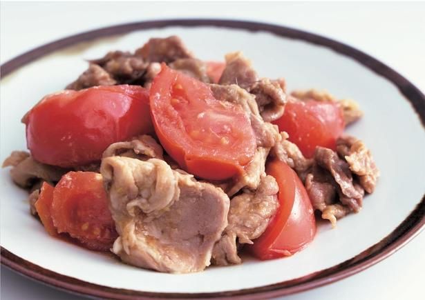 「豚肉のトマトしょうが焼き風」 （C）新谷友里江／主婦と生活社