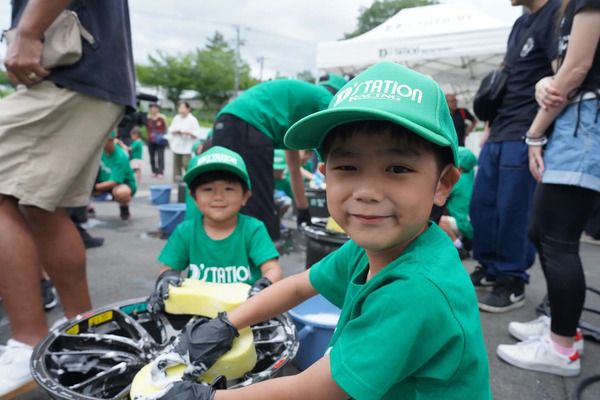 【静岡県小山町】D’station Racing 御殿場工場で、毎年恒例の子ども向け仕事体験イベント開催！