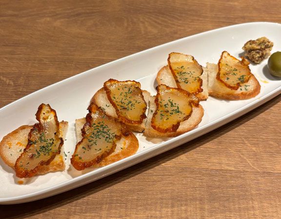 【福岡県久留米市】和食の老舗が手がける新店「和バル ニクテツ」でスキレット料理を気軽な価格で楽しもう