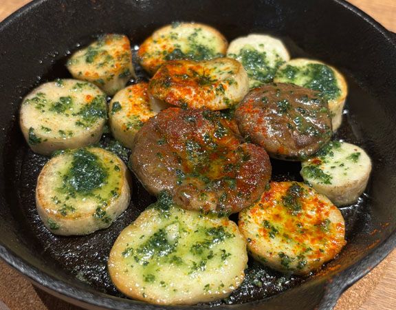 【福岡県久留米市】和食の老舗が手がける新店「和バル ニクテツ」でスキレット料理を気軽な価格で楽しもう