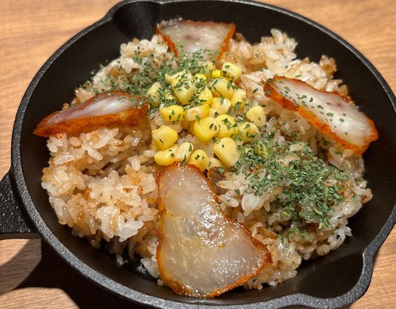 【福岡県久留米市】和食の老舗が手がける新店「和バル ニクテツ」でスキレット料理を気軽な価格で楽しもう