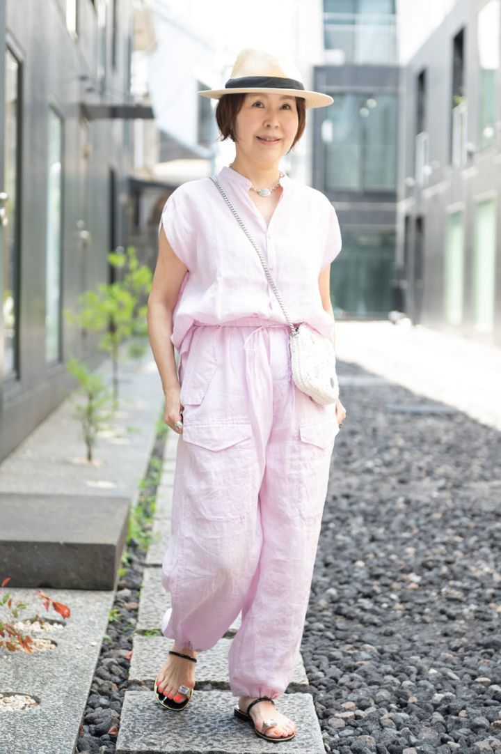 ほんのり甘いピンクで作る！大人の夏の上品リゾートコーデ【Day3】