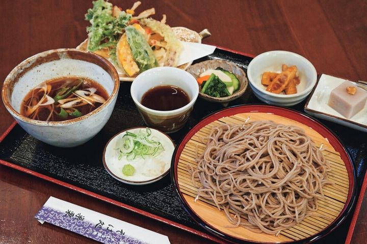 【ビーナスライングルメガイド】蓼科・長和・女神湖で味わう！絶品肉・信州そば・湖畔カフェ6選
