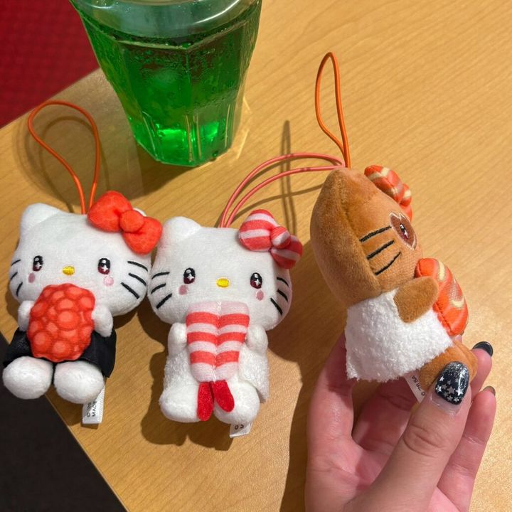 ハローキティ コラボマスコット