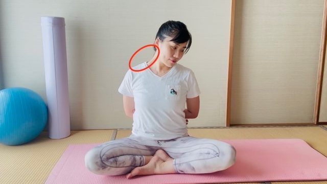 ガチガチ首のほぐし＆ストレッチ