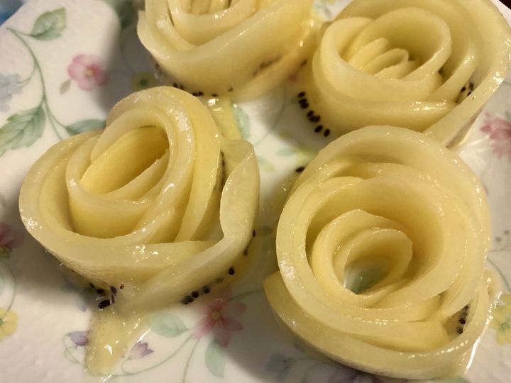 ミルクプリン 〜キウイローズを添えて〜