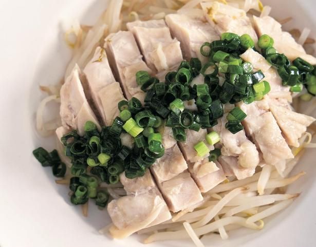 もやしもレモンもビタミンCが豊富！ （C）新谷友里江／主婦と生活社