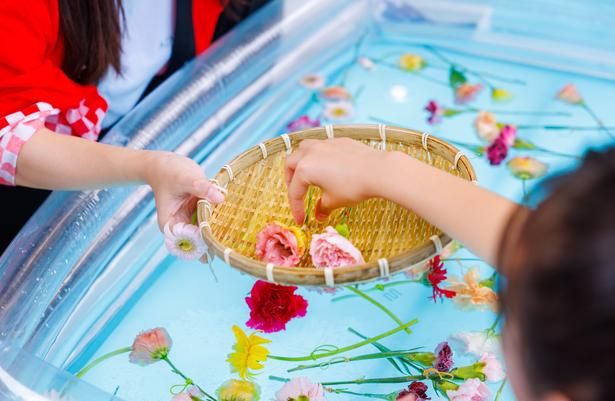「お花釣り」の様子