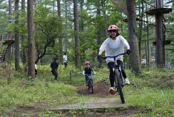 【山梨県富士河口湖町】「フォレストアドベンチャー」が20周年無料招待イベント開催！参加者は森の時間を満喫