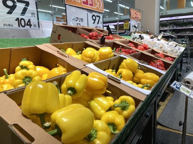 旬の野菜や果物も豊富