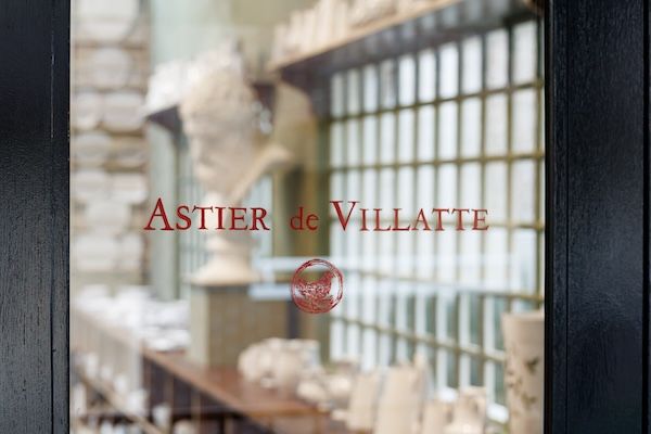 【東京都渋谷区】Astier de Villatteのイメージビジュアルを撮影したソフィー・ドラポルト氏の個展開催