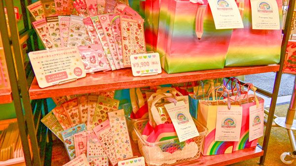 【東京都北区】「rainbowholic」が「文具喫茶」を移転し体験型文具店「文具ランド」を駒込にオープン