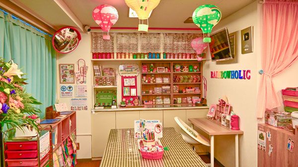 【東京都北区】「rainbowholic」が「文具喫茶」を移転し体験型文具店「文具ランド」を駒込にオープン