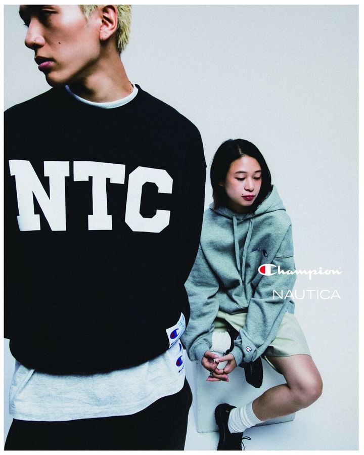 Champion（チャンピオン）とNAUTICA（ノーティカ）によるコラボレーションアイテムが登場。2026年8月21日（金）より、Champion公式オンラインストアや直営店舗などで数量限定発売される。ともにアメリカンカルチャーを背景に歩んできた両ブランド。Championを代表するスウェットシャツをベースに、NAUTICAらしいエッセンスを落とし込んだ特別なコレクションとなっている。
