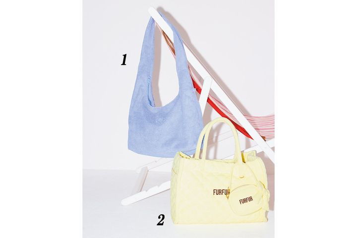 1.バッグ￥11,000／アリシアスタン 2.バッグ￥16,500、バッグにつけたポーチ￥7,920／ファーファー