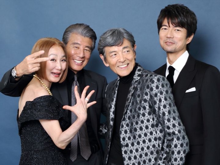 「あぶない刑事」と言えばこの人たち！ （左から）浅野温子、舘ひろし、柴田恭兵、仲村トオル（写真は2024年インタビューにて） クランクイン！ 写真：高野広美 width=