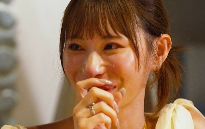 【写真・画像】 “整形総額1000万円”の28歳美女「やっぱ舐めてた？」浮気性男の告白に号泣 1枚目
