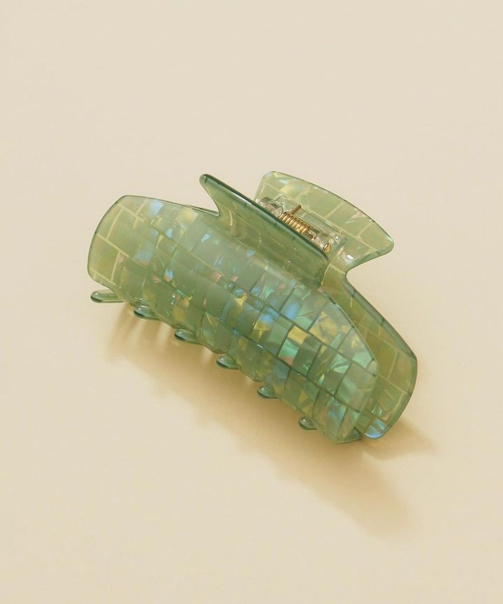 画像1: 出典：3COINS