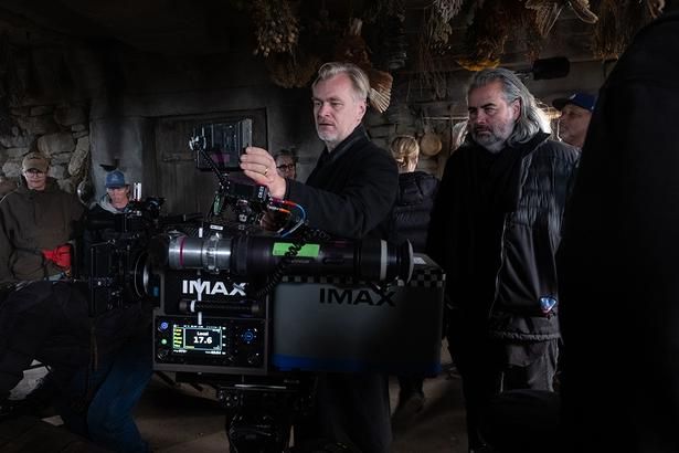 映画史上初となる全編IMAX撮影に挑むクリストファー・ノーラン監督 [c] 2026 UNIVERSAL STUDIOS