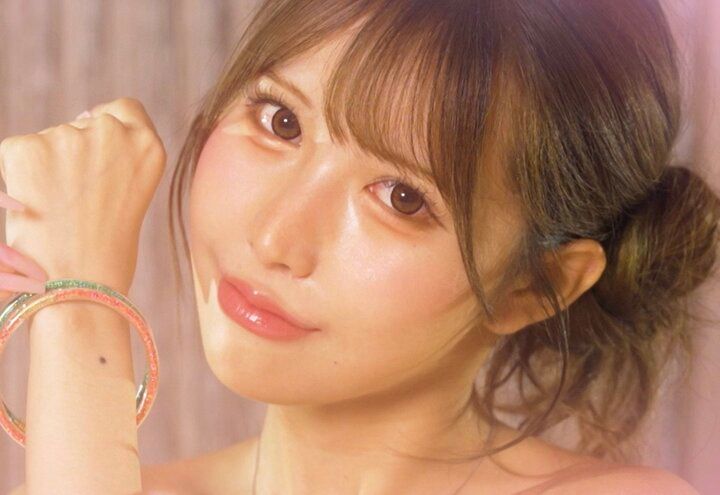 【写真・画像】「デリケートゾーン整形」を公言・25歳キャバ嬢に22歳ミスター青学ファイナリストがベッドでアピール 1枚目